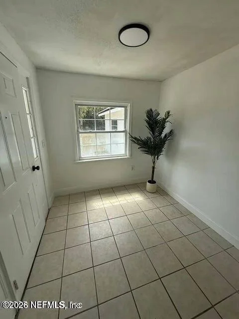 Photo of 656 STATE ROAD 20