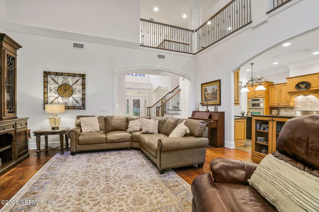 Photo of 696 FREDERIC Drive