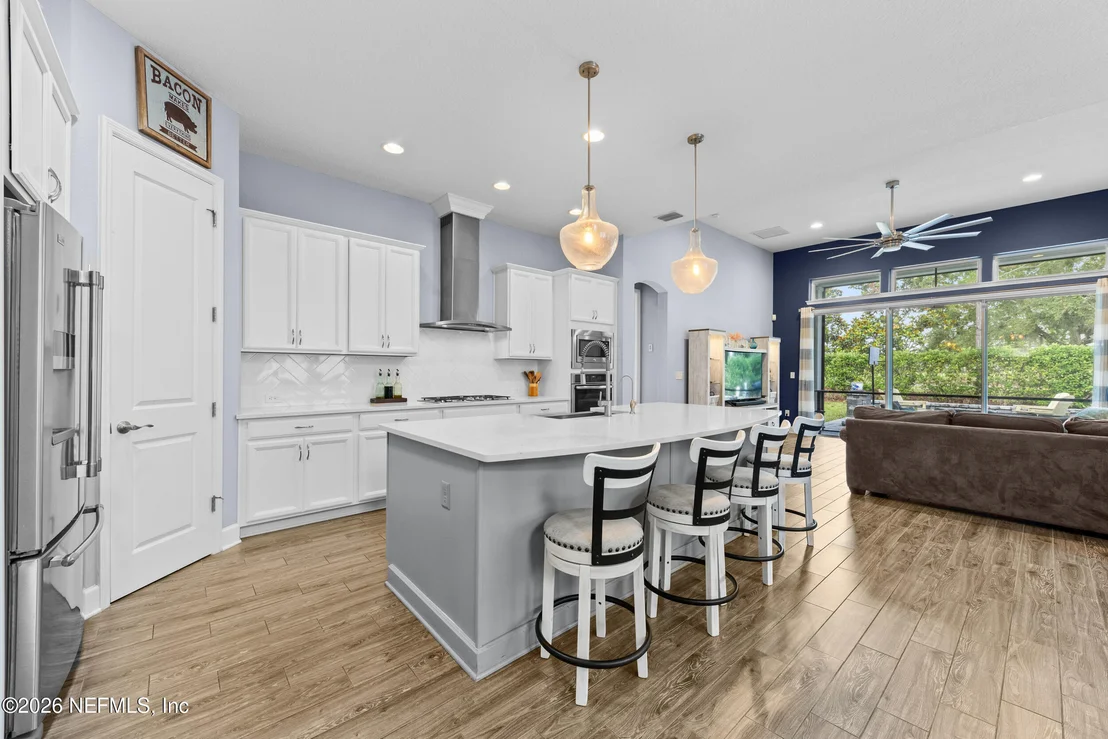 Photo of 41 PALISADE Drive