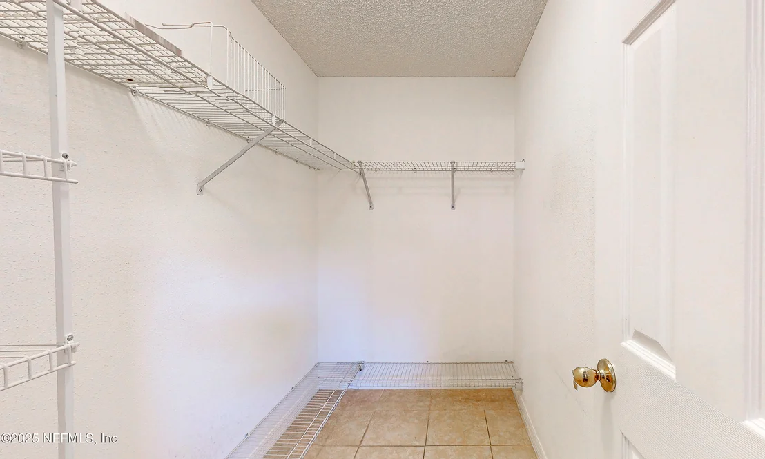 Photo of 2985 STONEGATE Lane