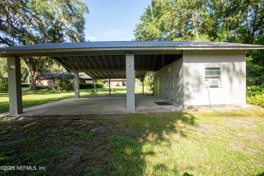 Photo of 523 SE 28TH Way