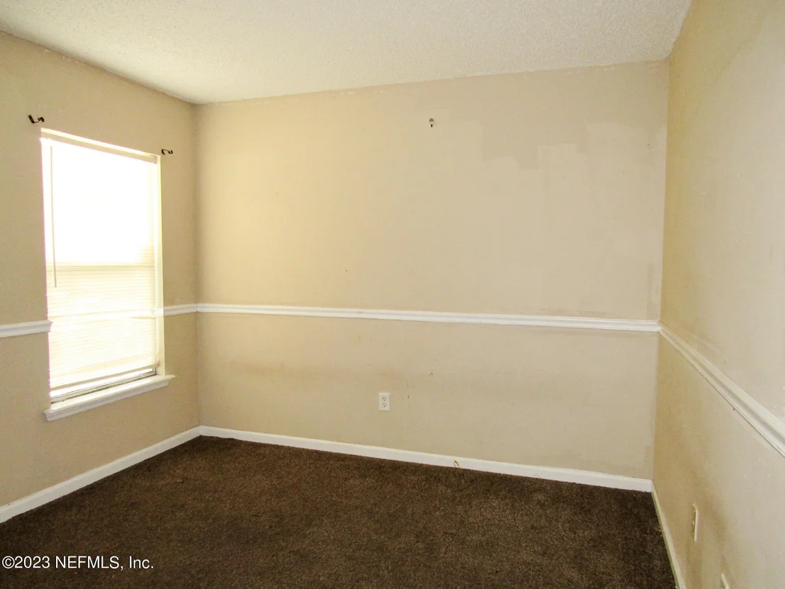 Photo of 14082 CRESTWICK Drive W