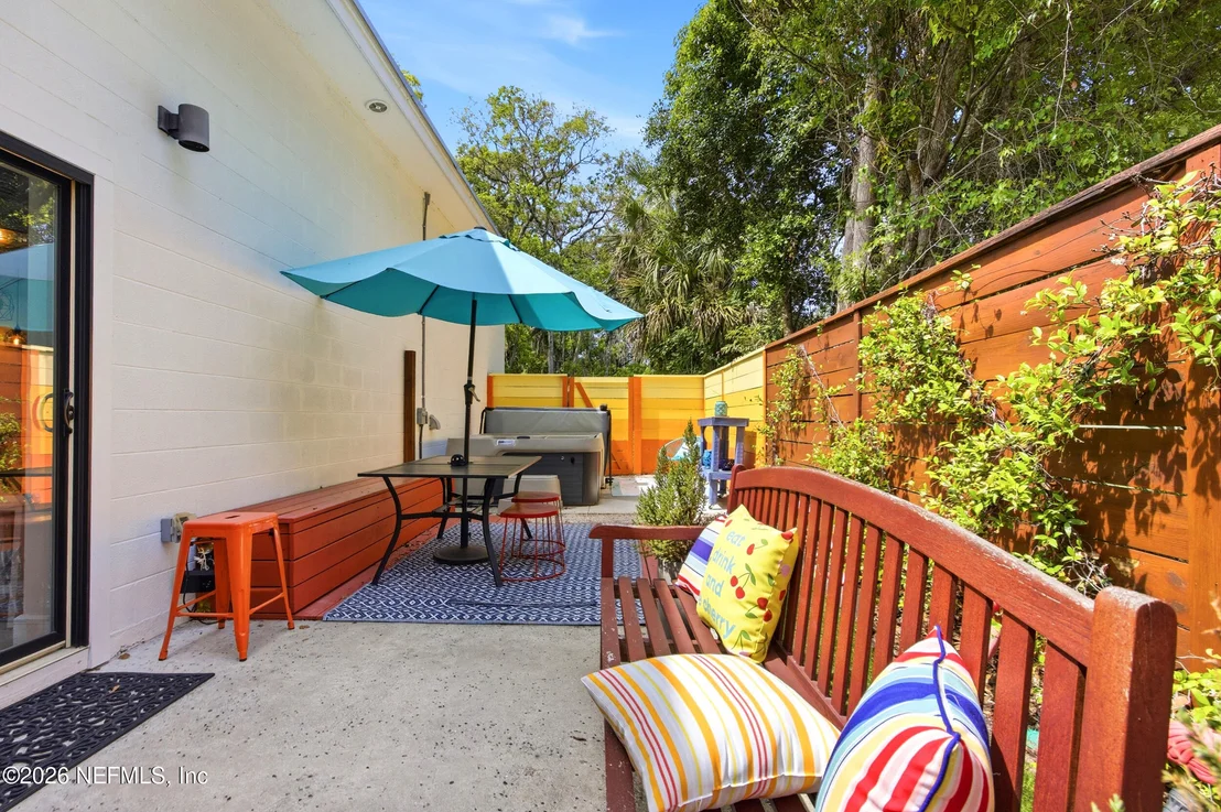 Photo of 580 WHITE Street