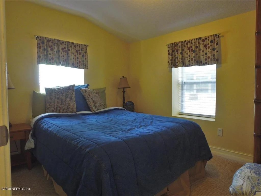Photo of 127 DEHAVEN Street