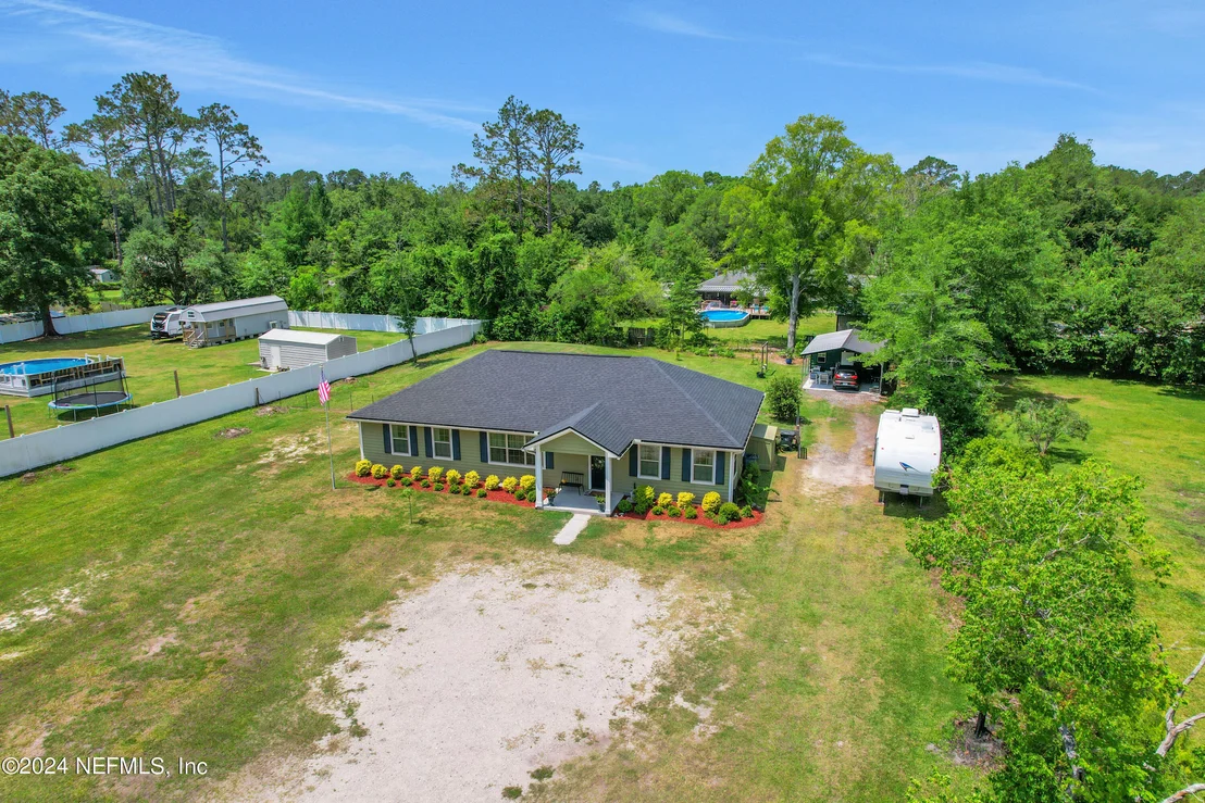 Photo of 540685 LEM TURNER Road