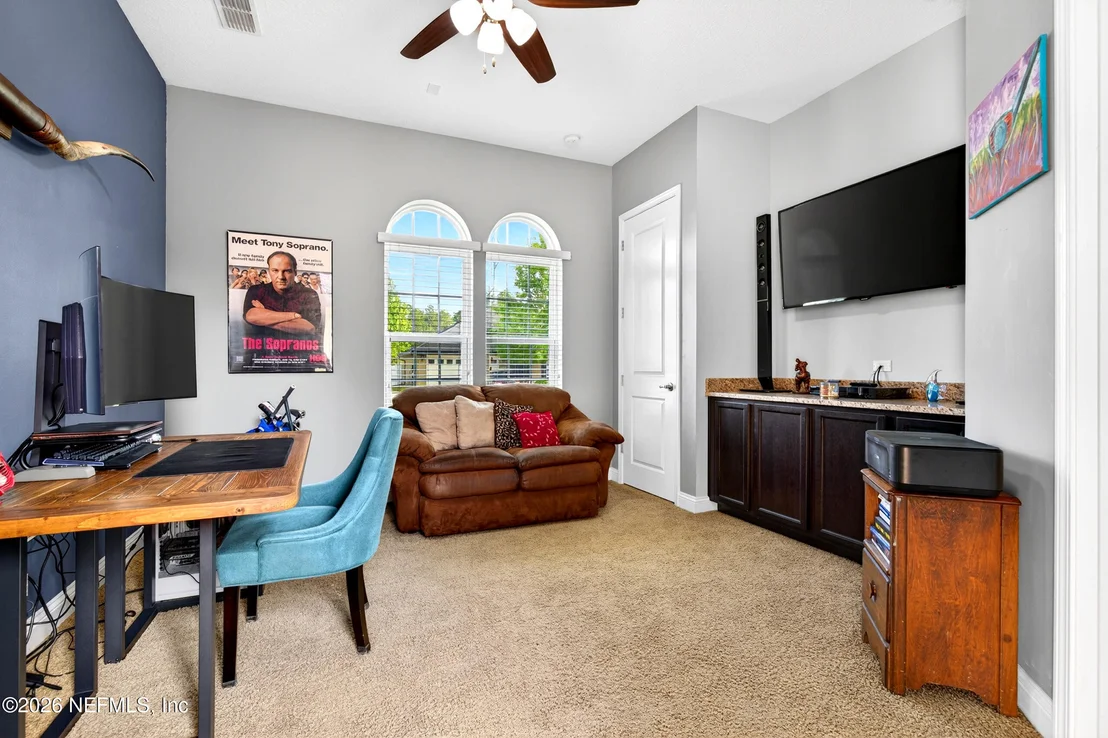 Photo of 189 ELLSWORTH Circle