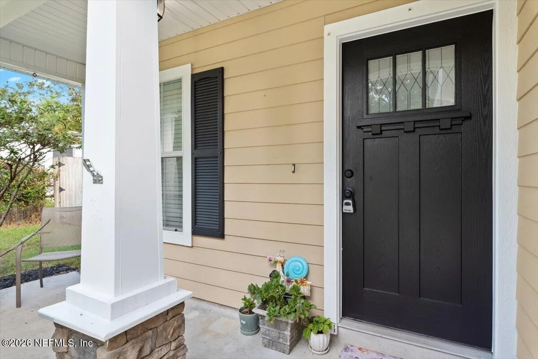 Photo of 6237 SYRINGA Lane