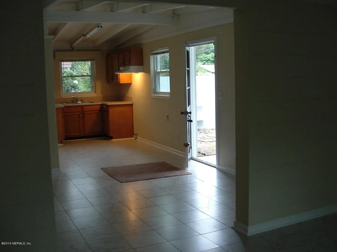 Photo of 1810 GRIFLET Road