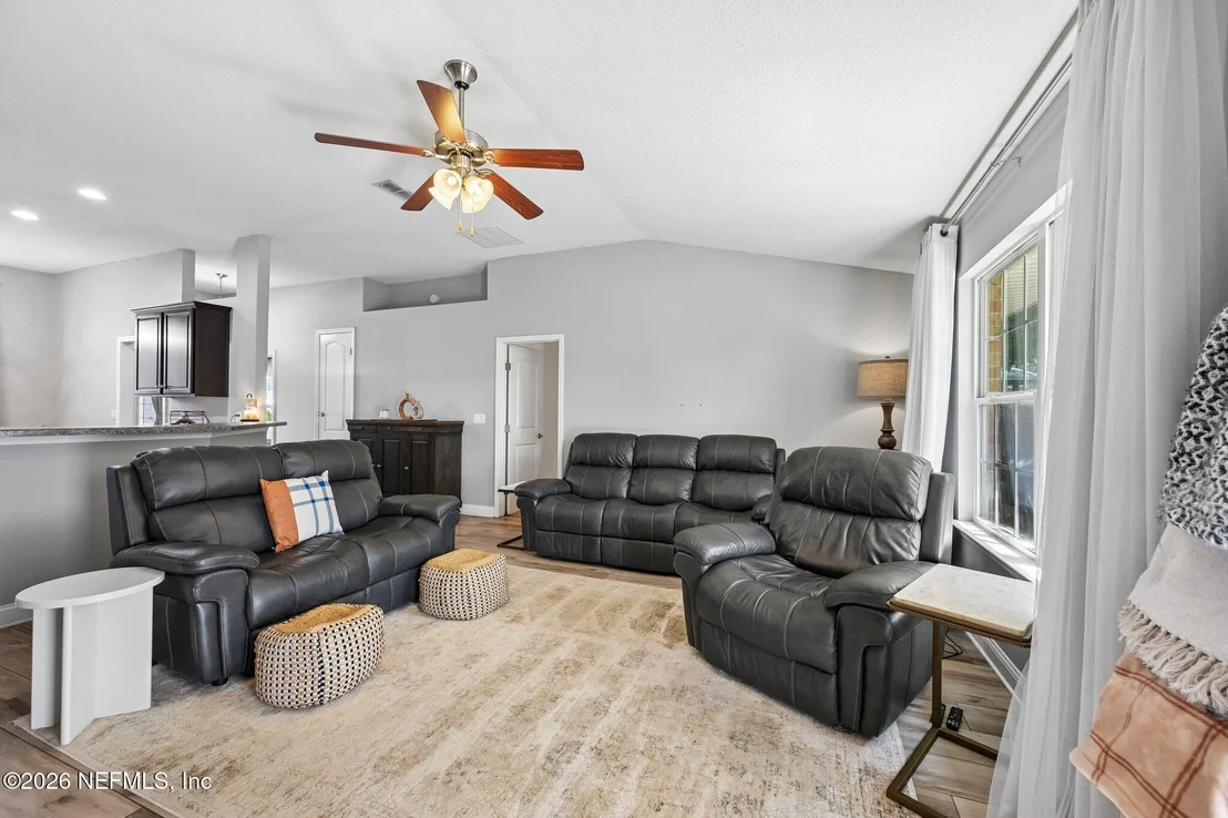Photo of 6558 PEMBERLEY Lane