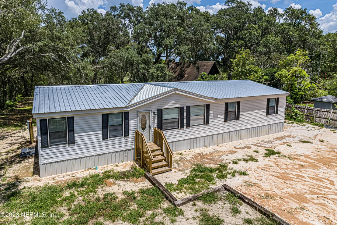 Photo of 8377 STATE ROAD 100