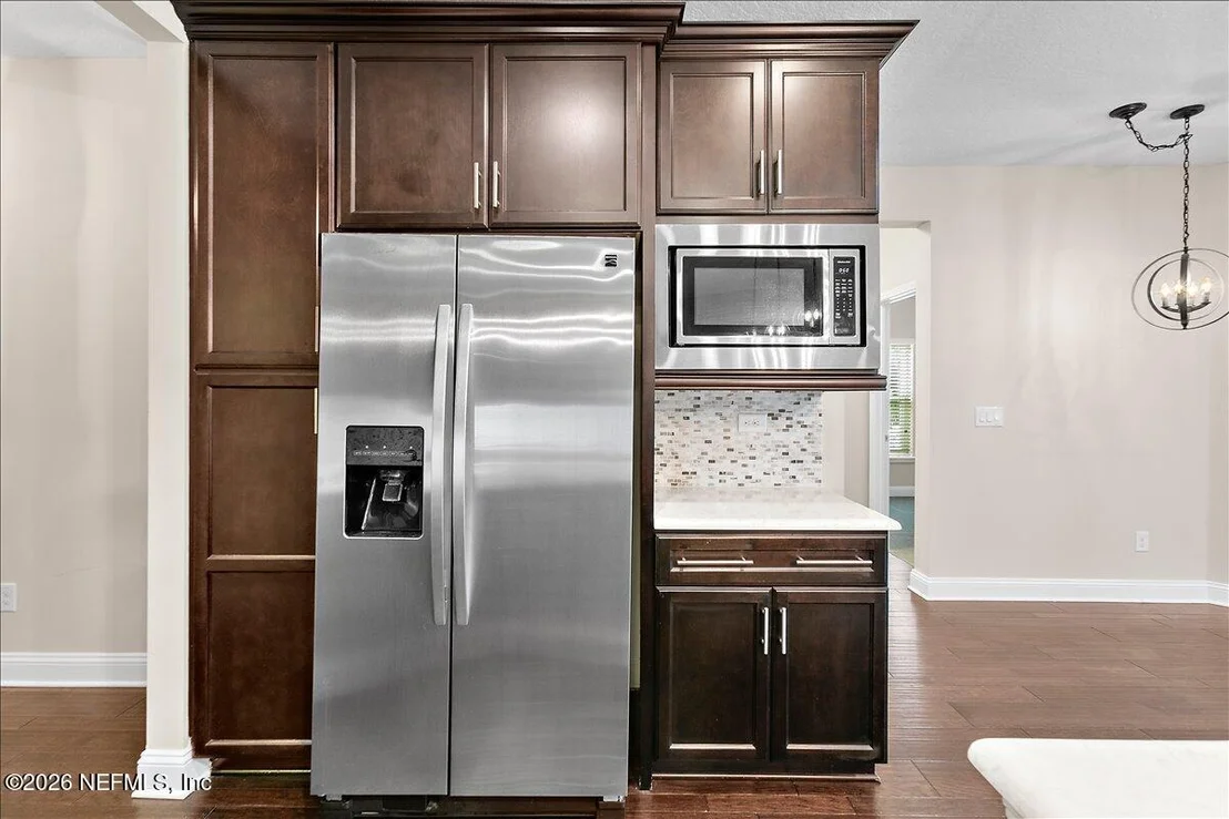 Photo of 160 GREENVIEW Lane