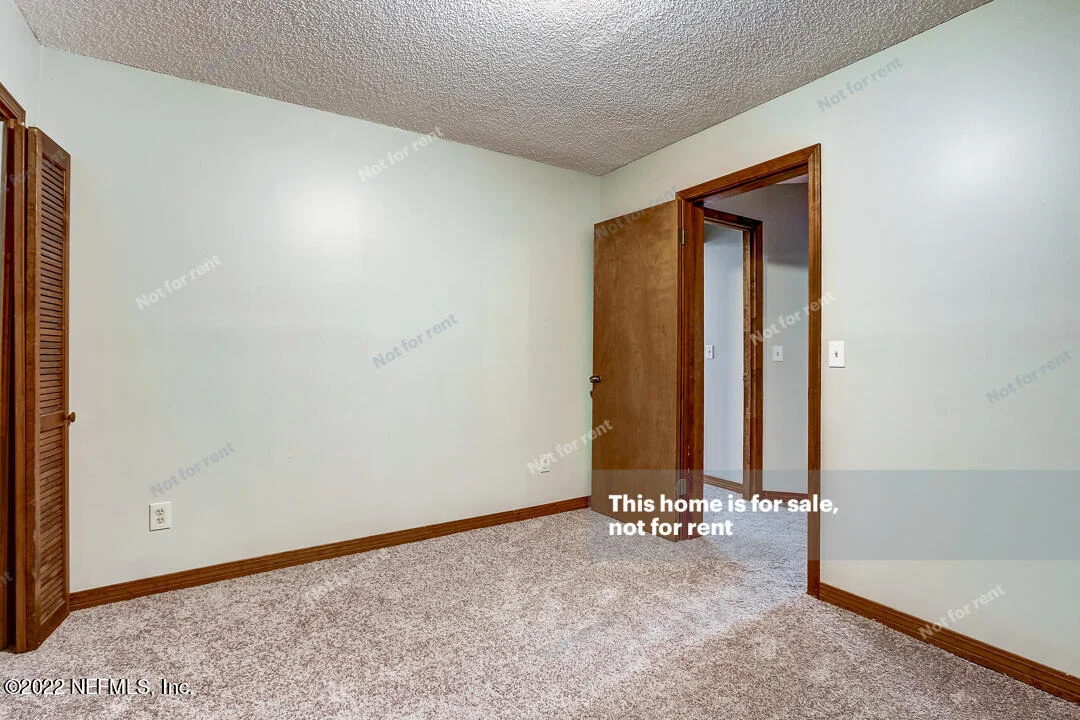 Photo of 4100 HONEYSUCKLE Circle