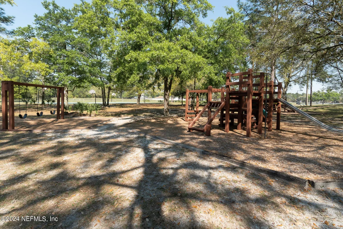 Photo of 8666 CHARLESGATE Circle N