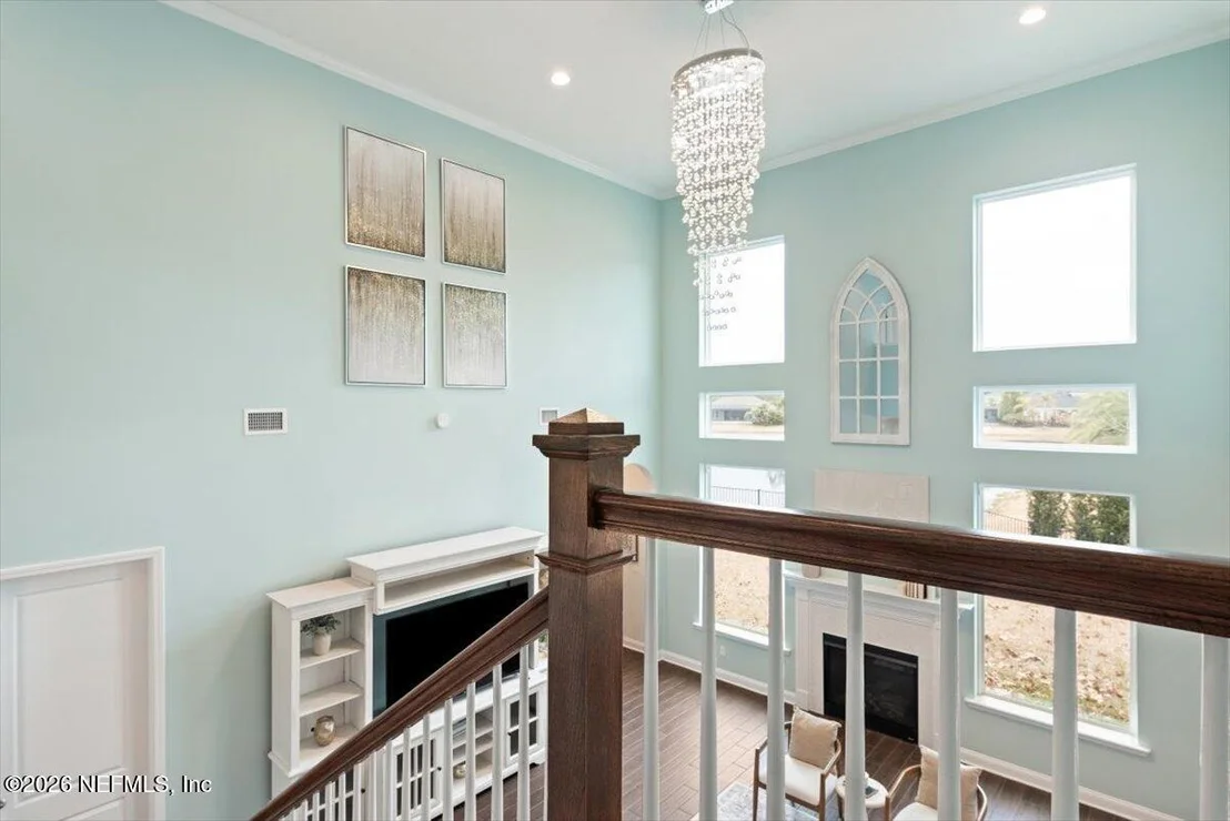 Photo of 592 OUTLOOK Drive