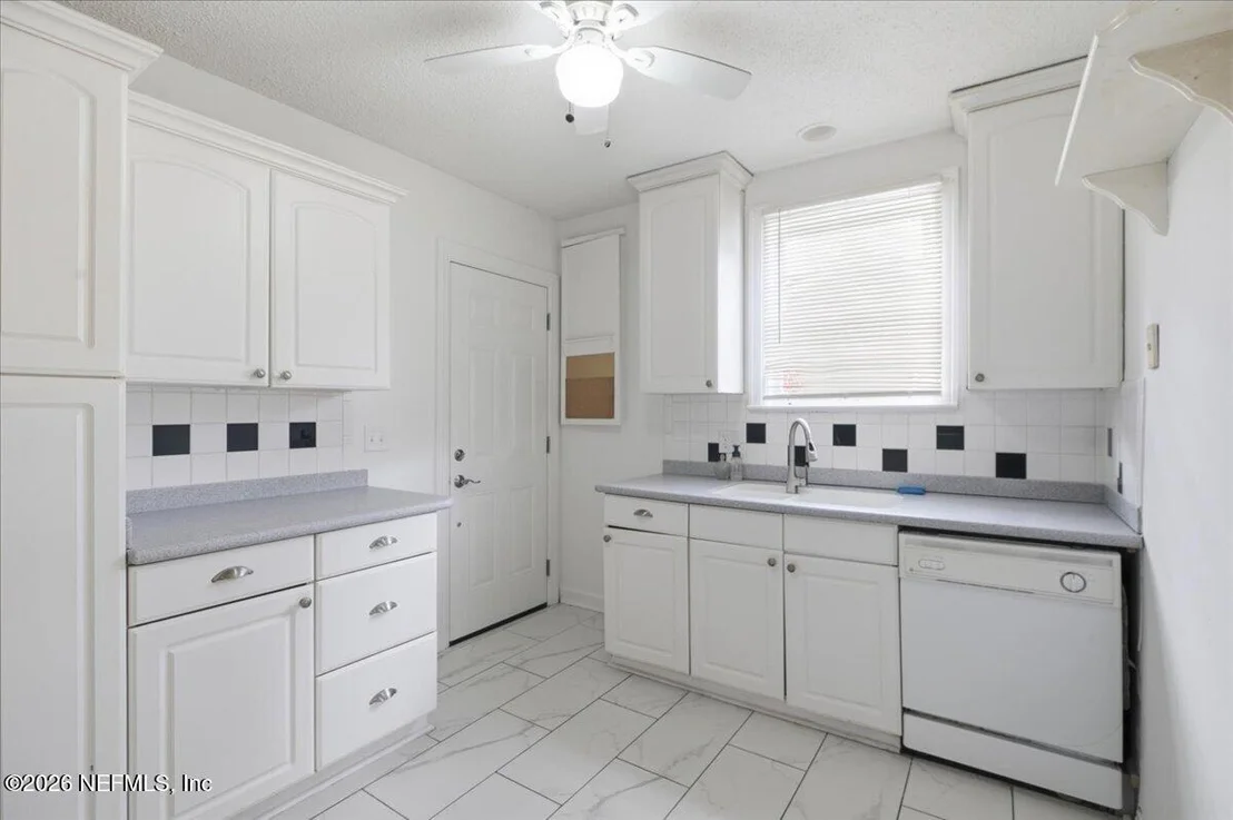 Photo of 1766 GREENRIDGE Road