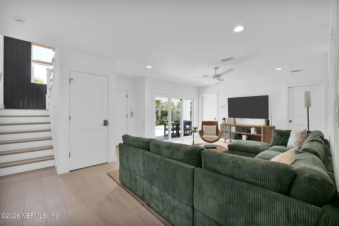Photo of 117 5TH Street
