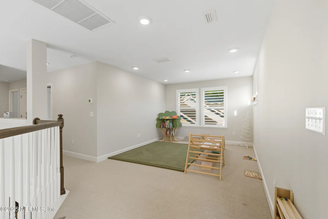Photo of 43 PATHWAY Court
