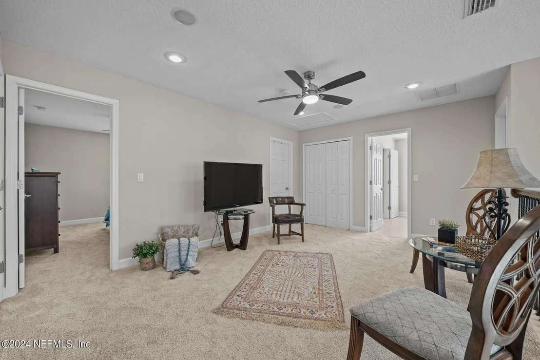 Photo of 712 CANDLEBARK Drive