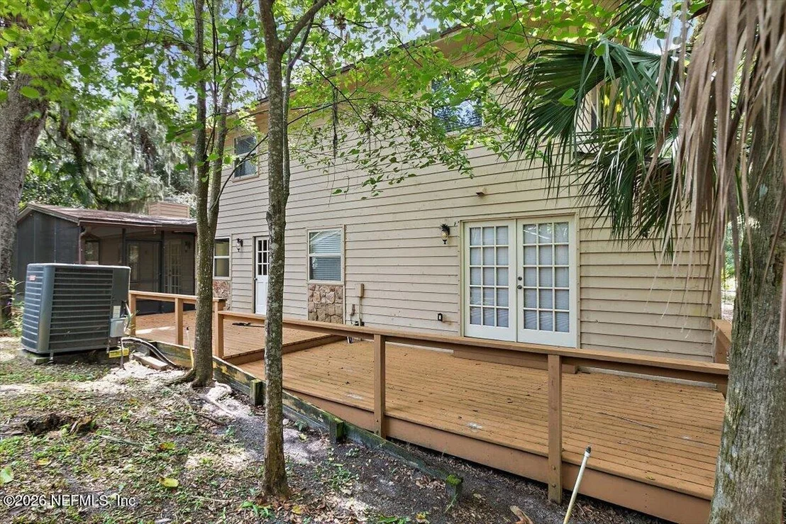 Photo of 1902 N SHERRY Drive N