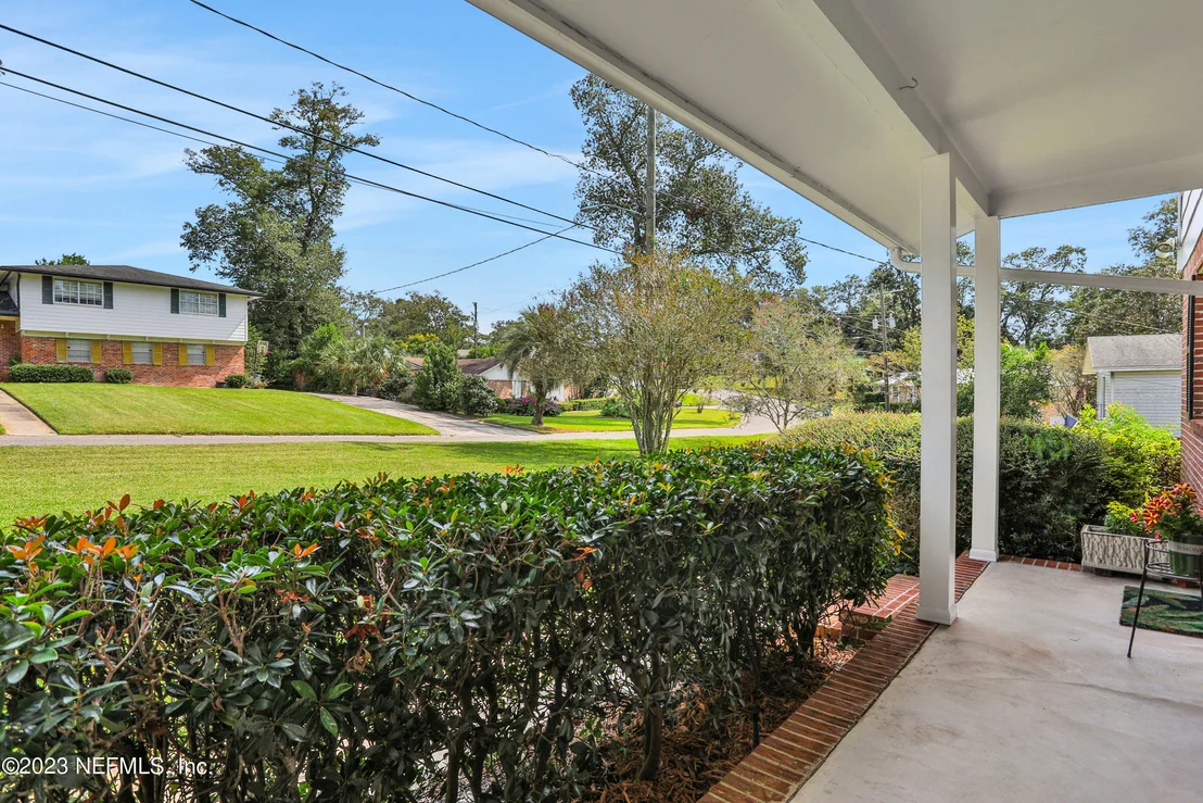 Photo of 1036 GLEN ECHO Road