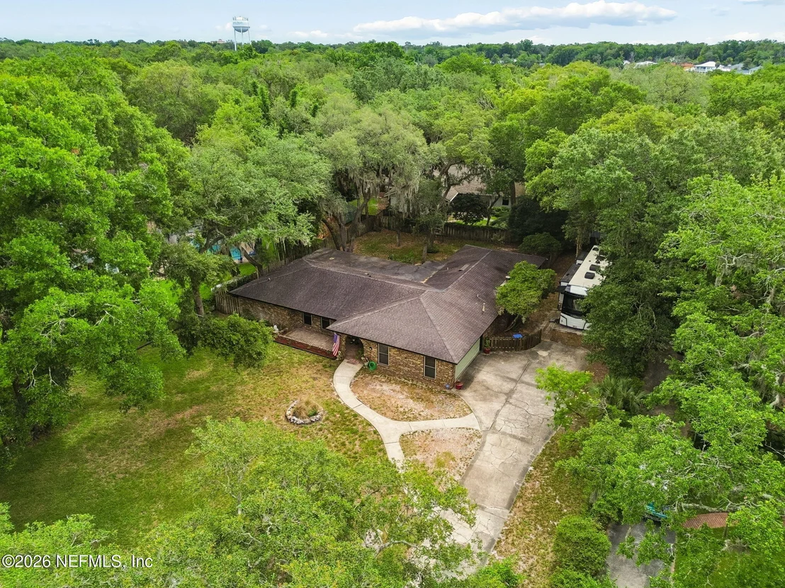 Photo of 1631 ARROWHEAD Trail