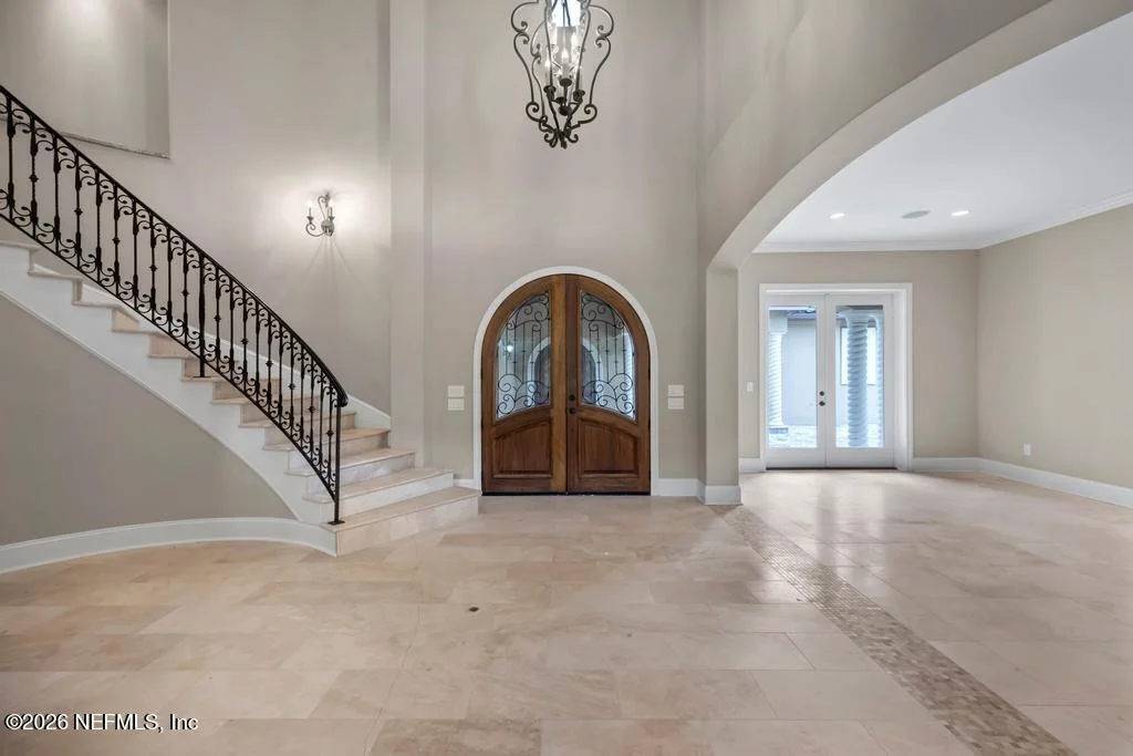 Photo of 164 N RIVER Drive