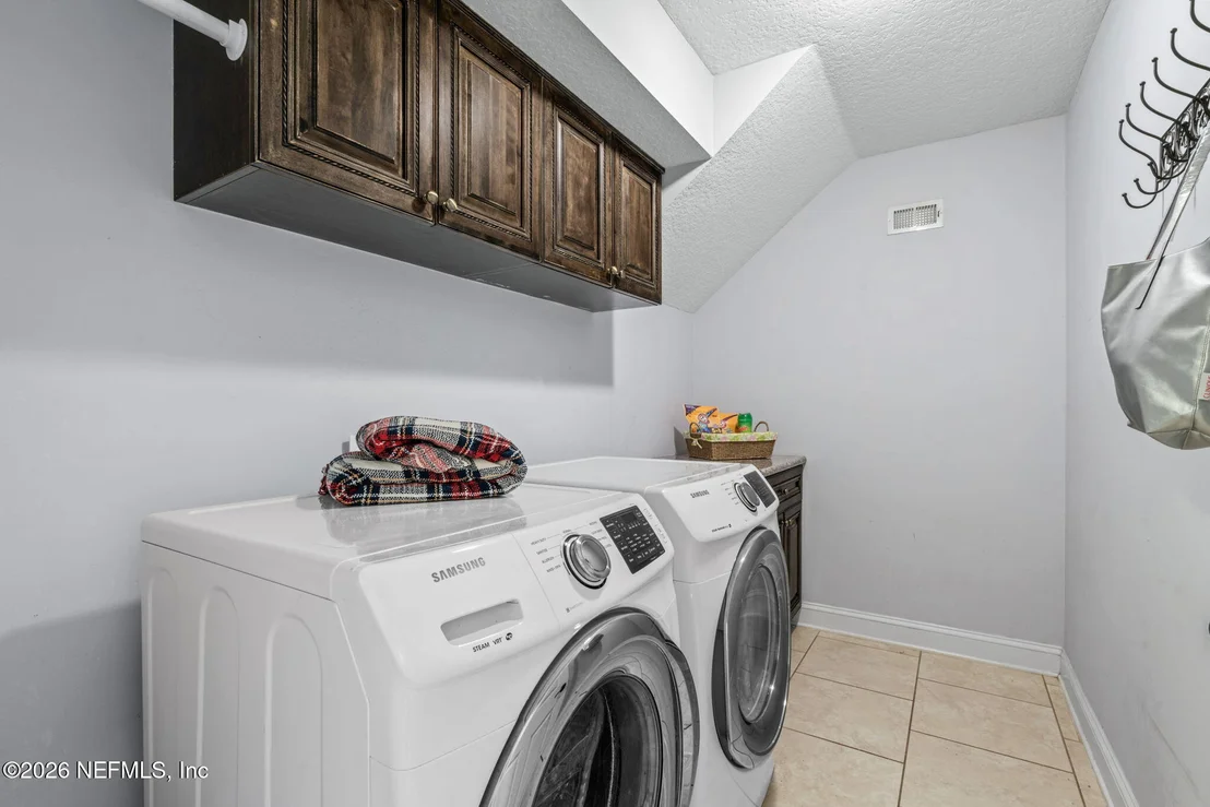 Photo of 1121 WESTFIELD Way