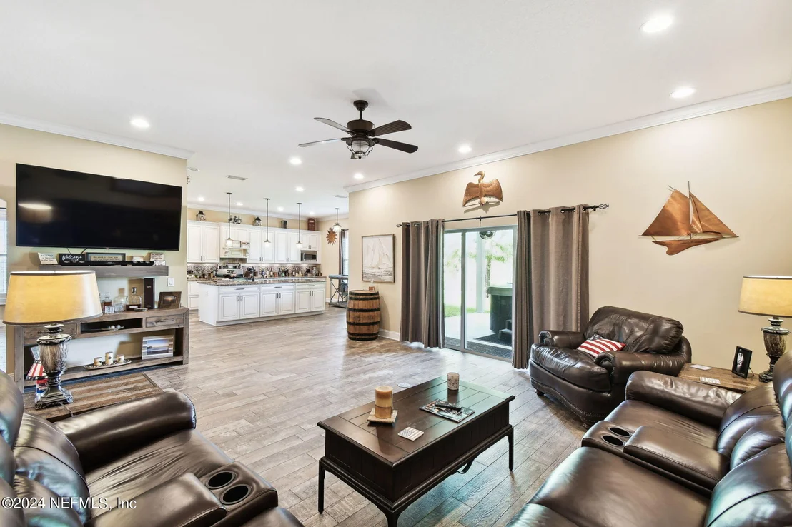Photo of 274 DEERFIELD GLEN Drive