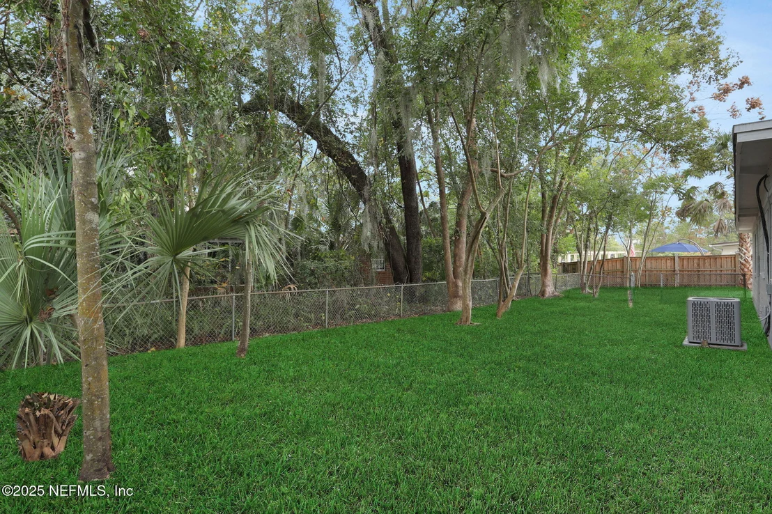 Photo of 8623 ST PATRICK Lane