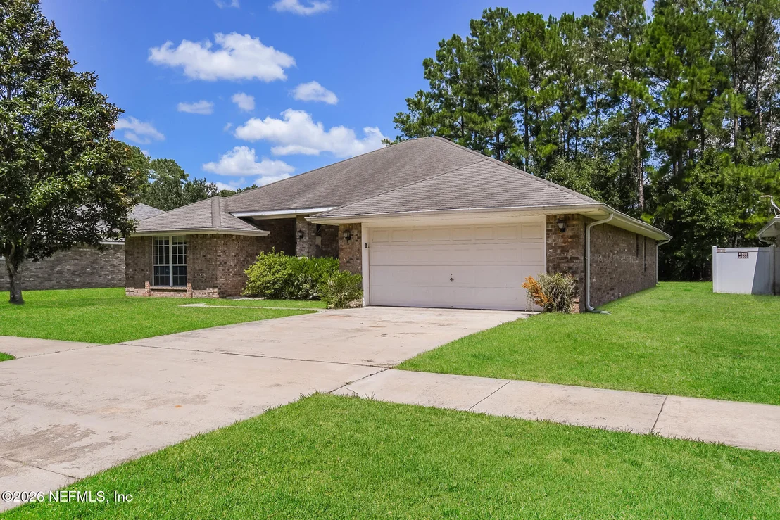 Photo of 2125 PINE TREE Lane