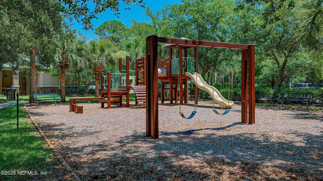 Photo of 132 BOTTLEBRUSH Drive