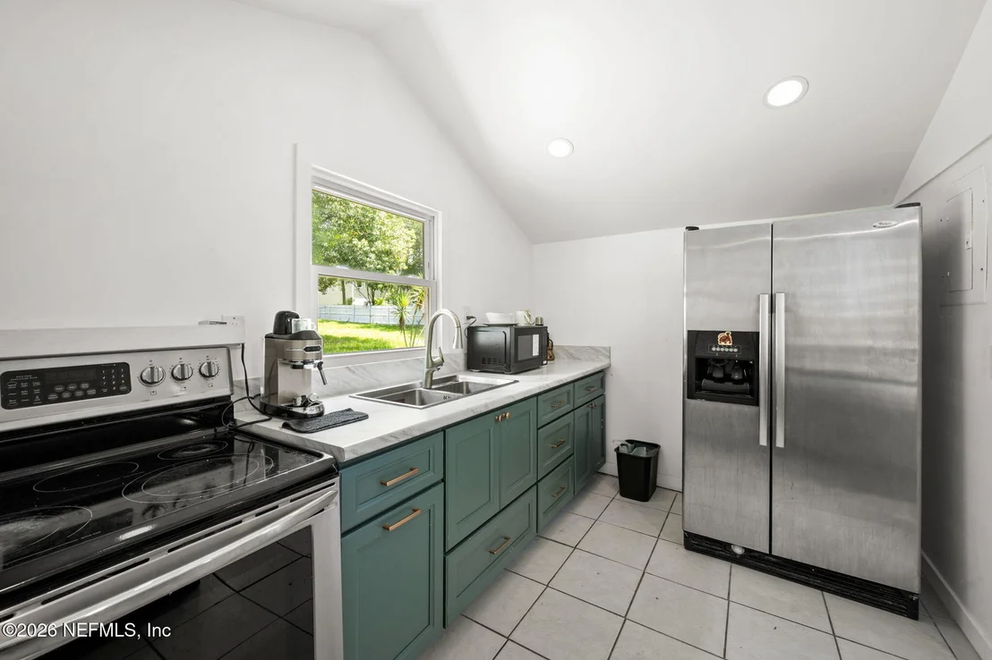 Photo of 9741 BRADLEY Road