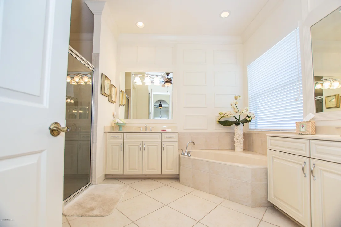 Photo of 413 N LEGACY Trail