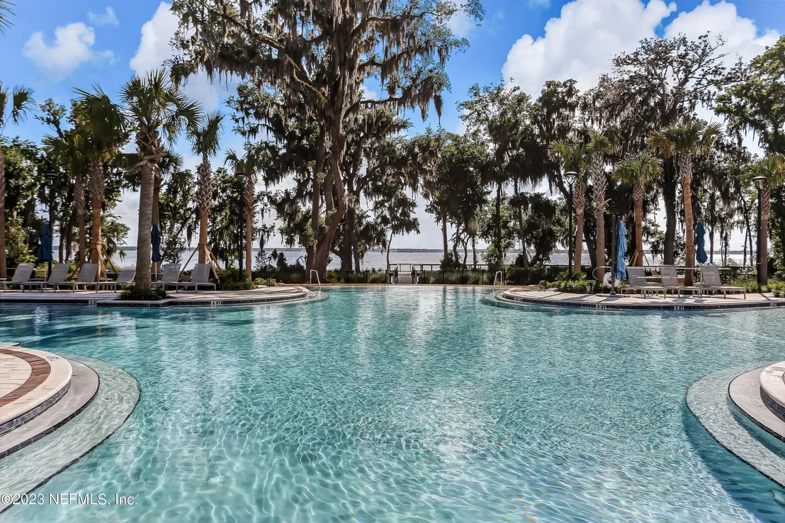 Photo of 214 HOPTREE Place