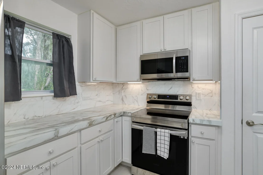 Photo of 101 KILLIAN Drive