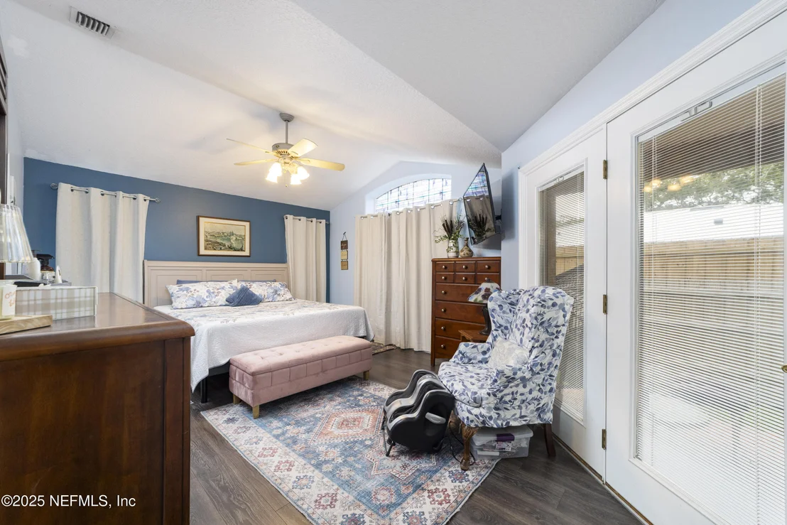 Photo of 408 NINETEENTH Street
