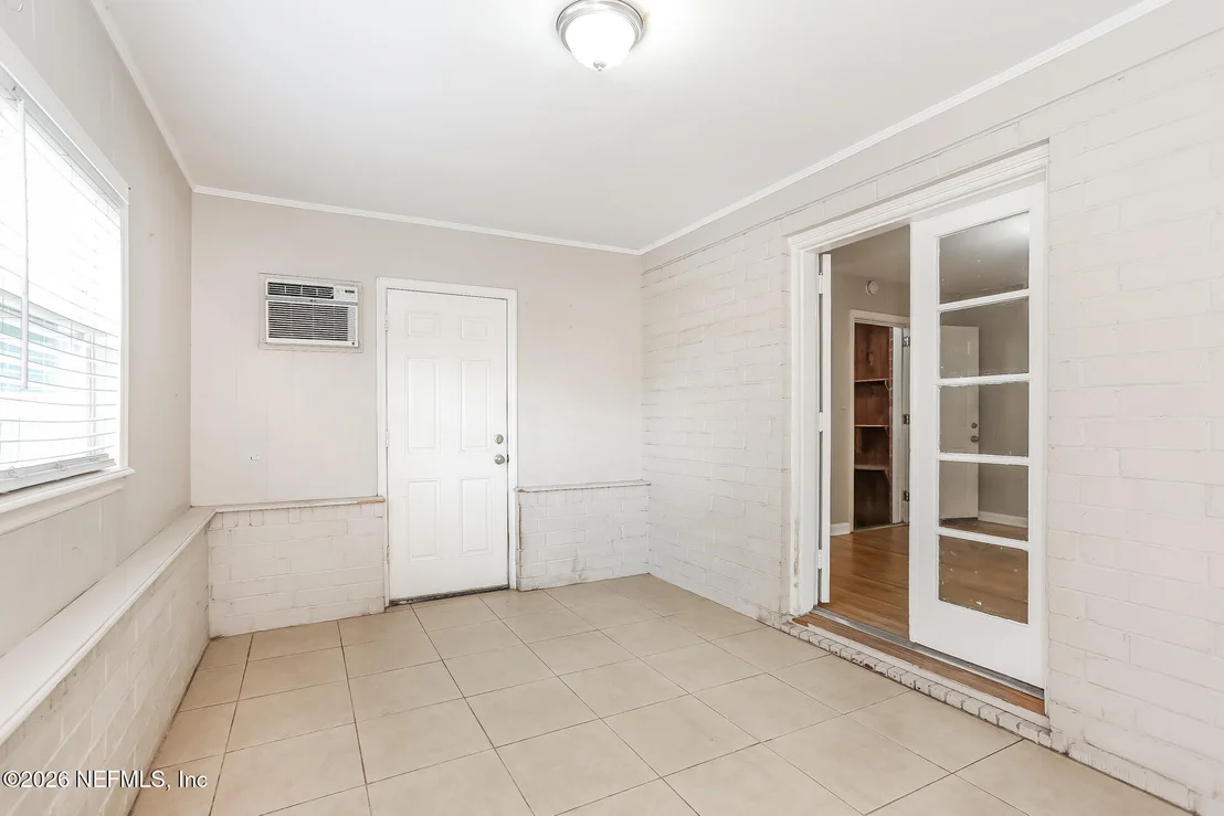 Photo of 2518 RED OAK Drive