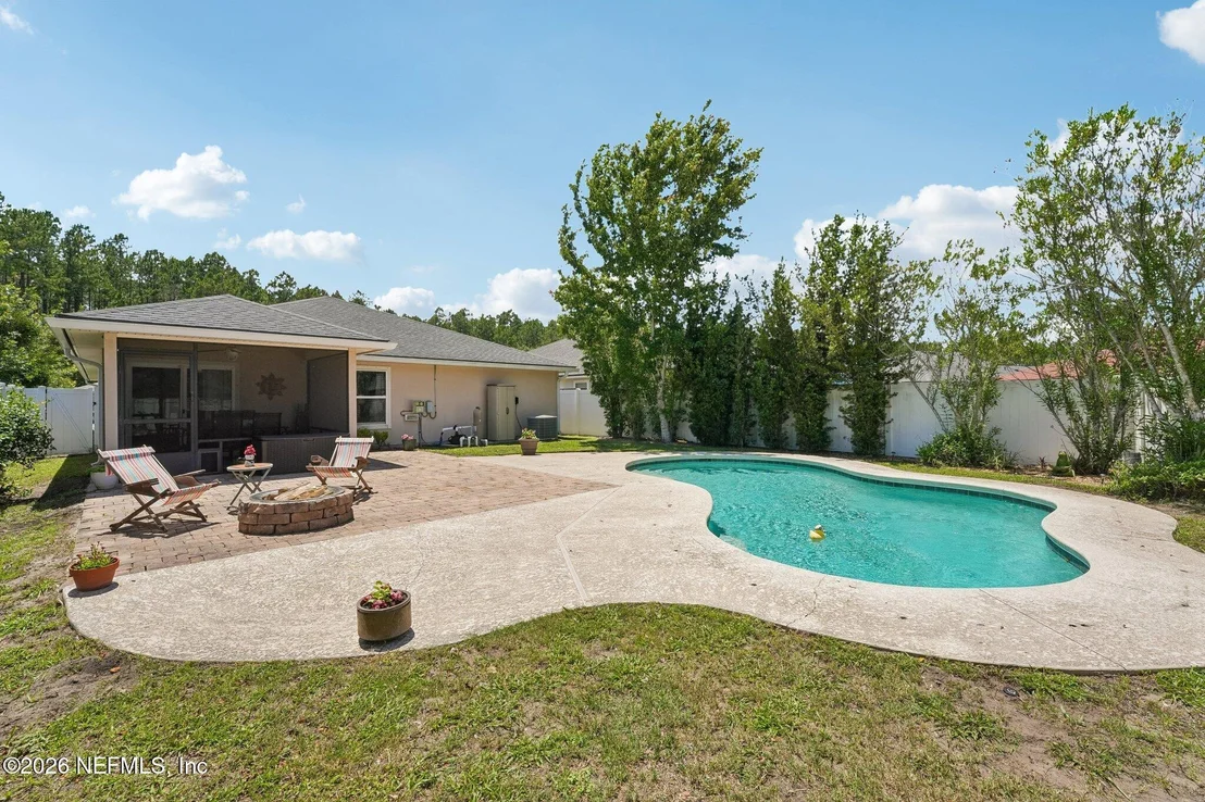 Photo of 96398 COMMODORE POINT Drive