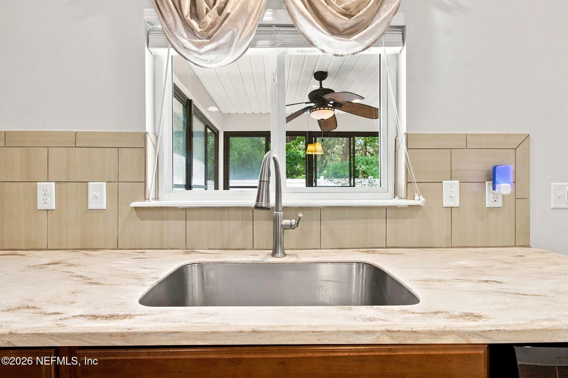 Photo of 9592 ABBY GLEN Circle