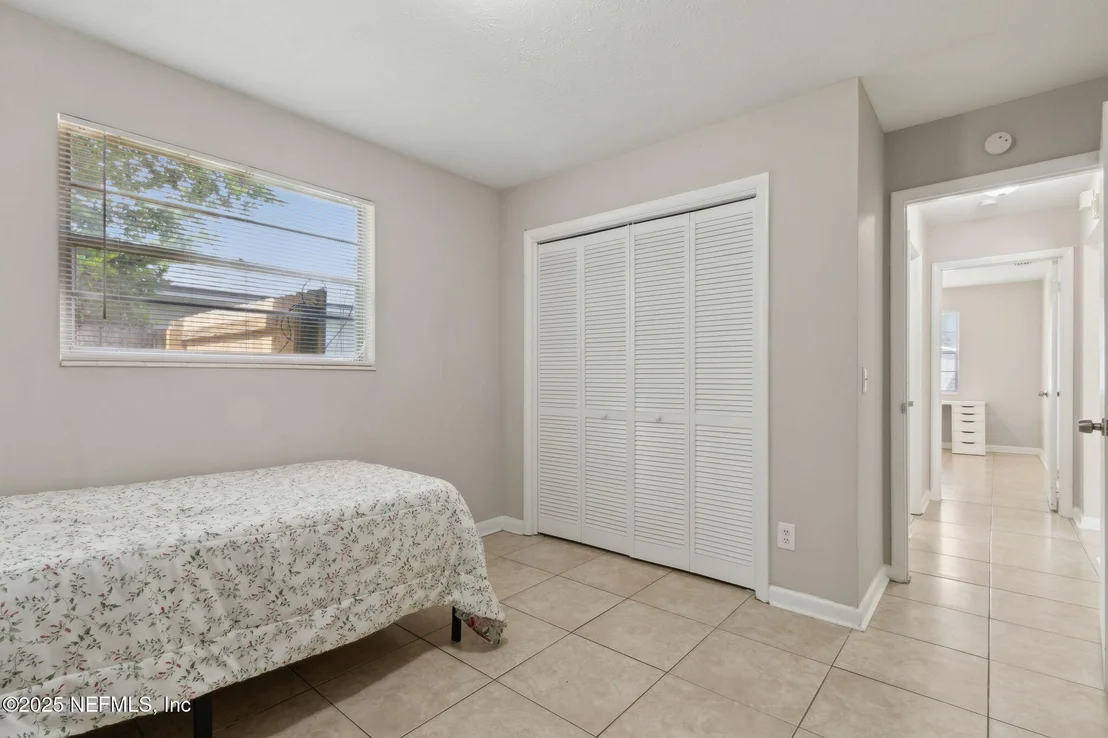 Photo of 2806 ANNETTE Circle