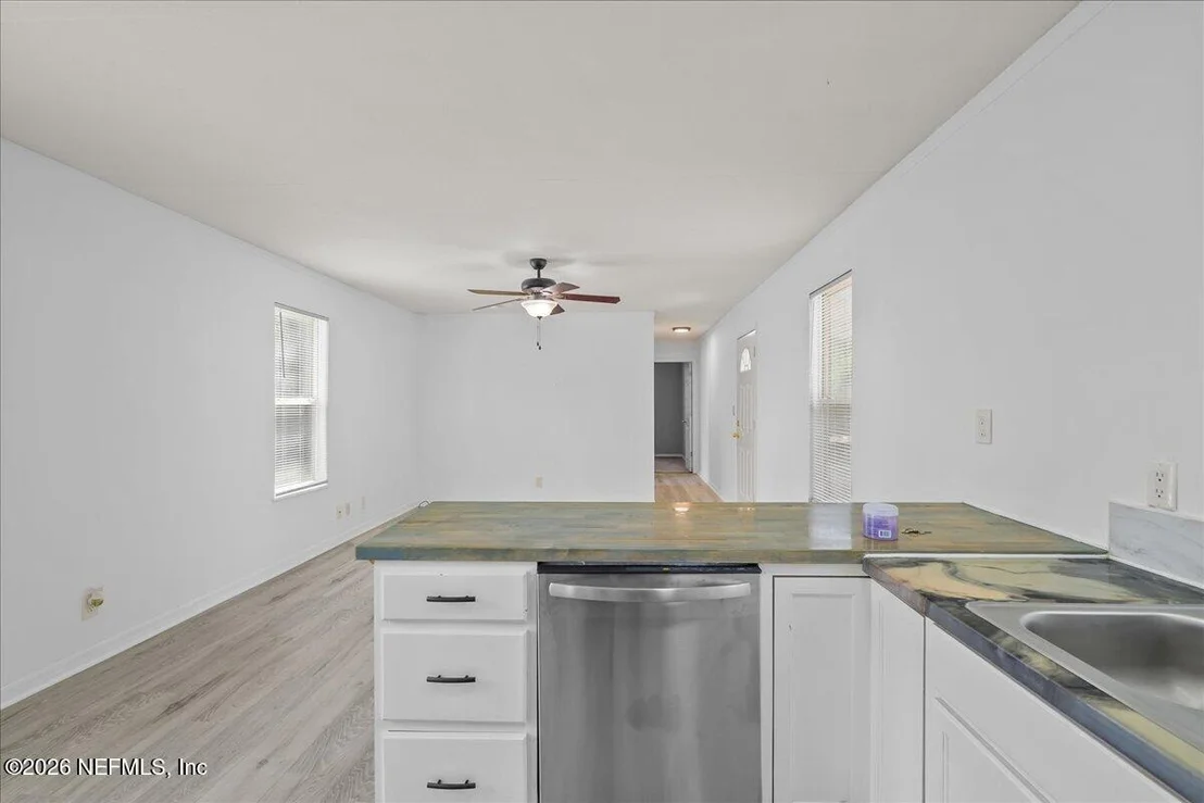Photo of 174 UNION Avenue