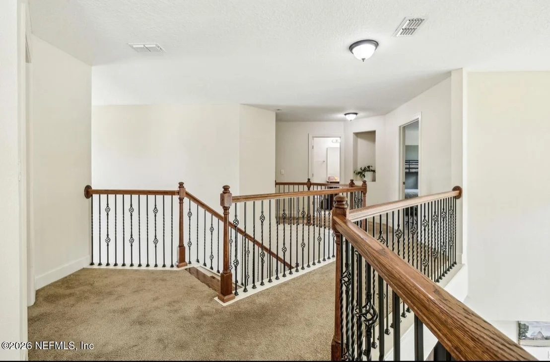 Photo of 1072 MERLIN Point