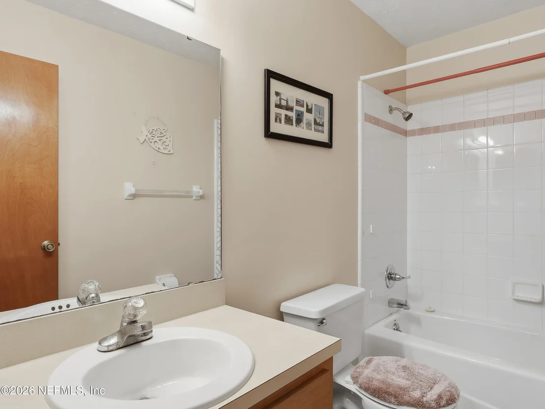 Photo of 8336 SINGLETON Place