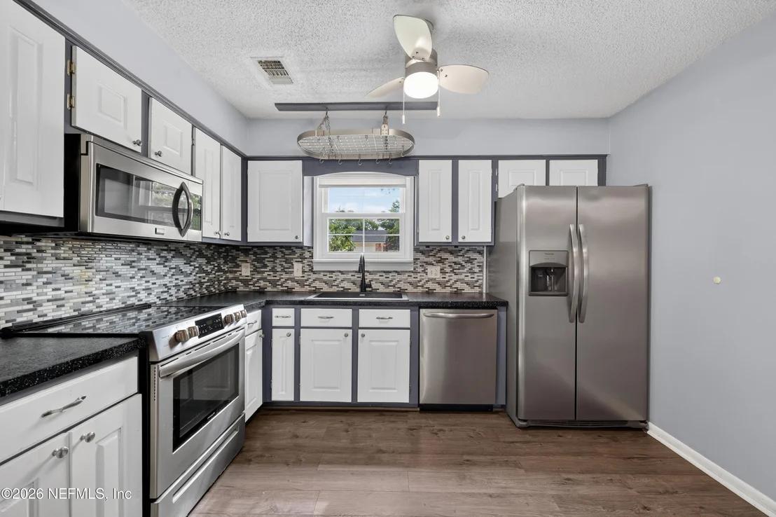 Photo of 2084 BROAD OAK Drive