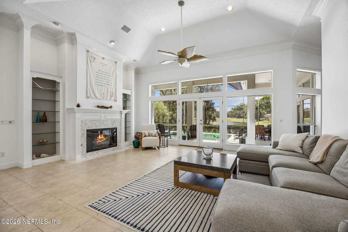 Photo of 285 LINKSIDE Circle