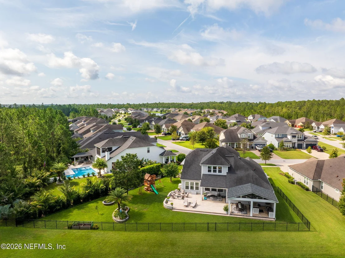Photo of 681 GLENNEYRE Circle