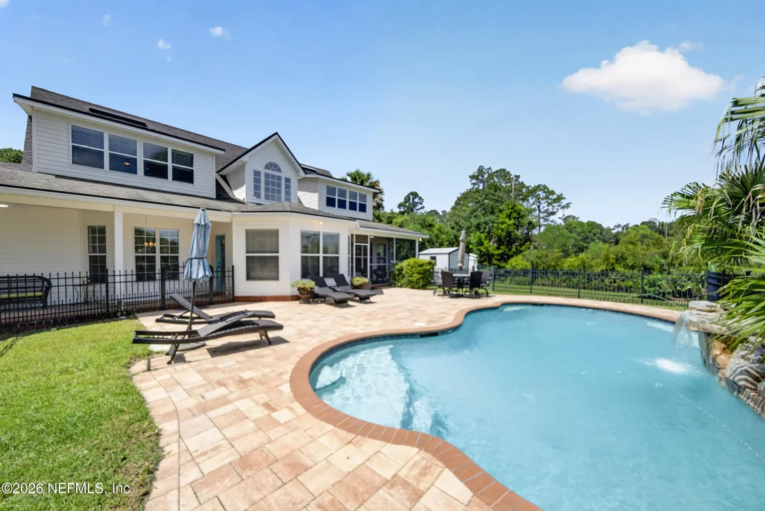 Photo of 1045 CEDAR BAY Road