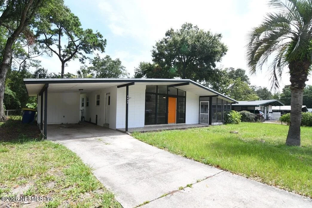 Photo of 7435 BAMBERG Road