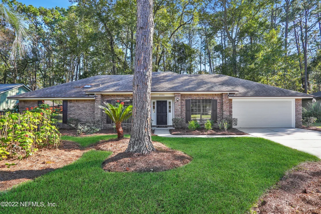 Photo of 1506 RIVERGATE Drive