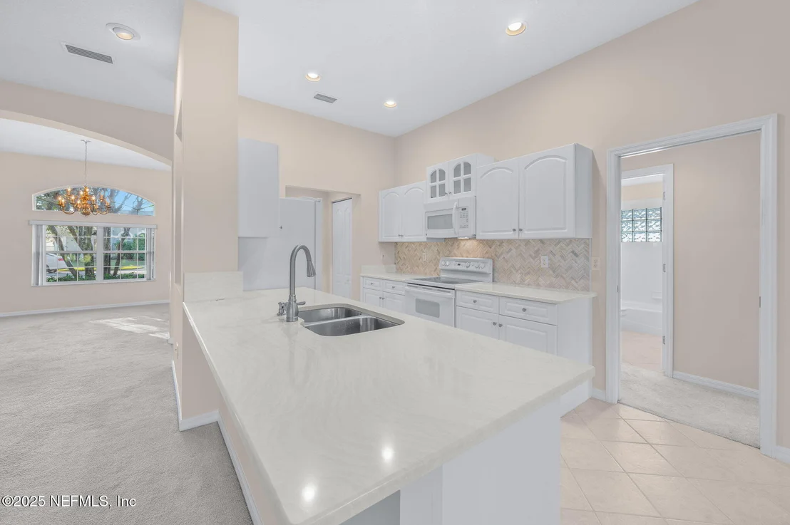 Photo of 284 SAN NICOLAS Way